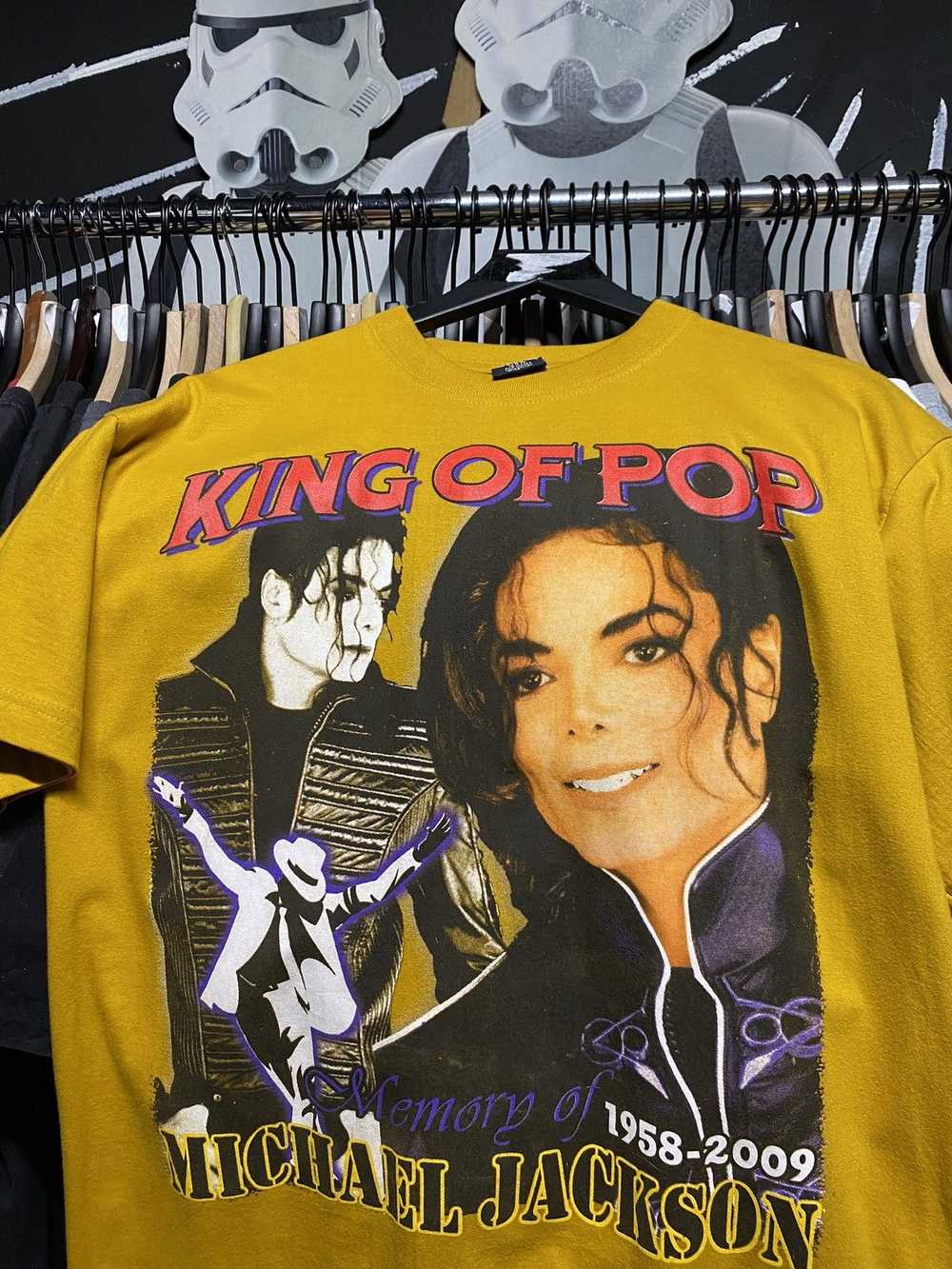 Vintage Vintage 00’ Michael Jackson Memorial Tee … - image 2