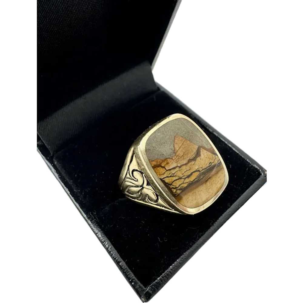 Vintage 14k yellow Gold Picture Agate Men's ring - image 1