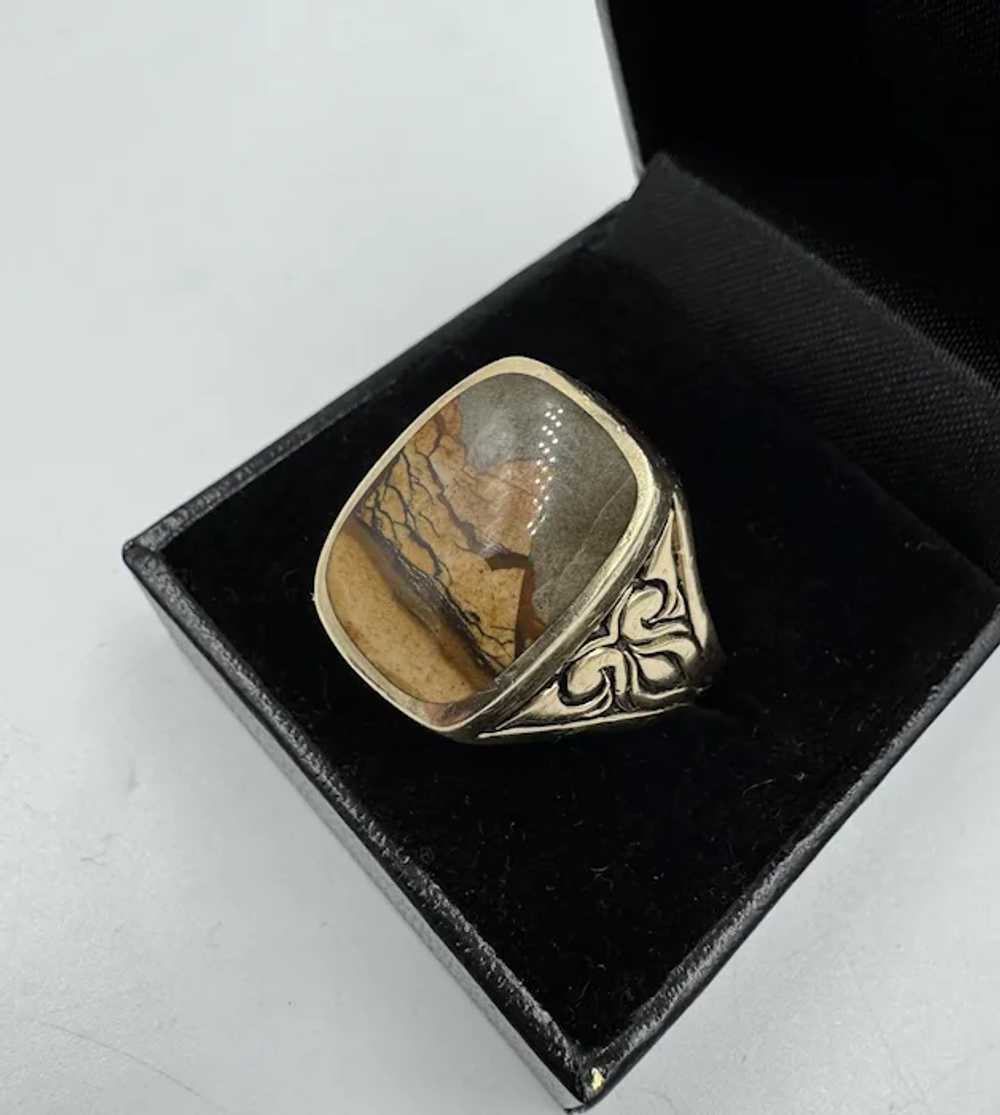 Vintage 14k yellow Gold Picture Agate Men's ring - image 3