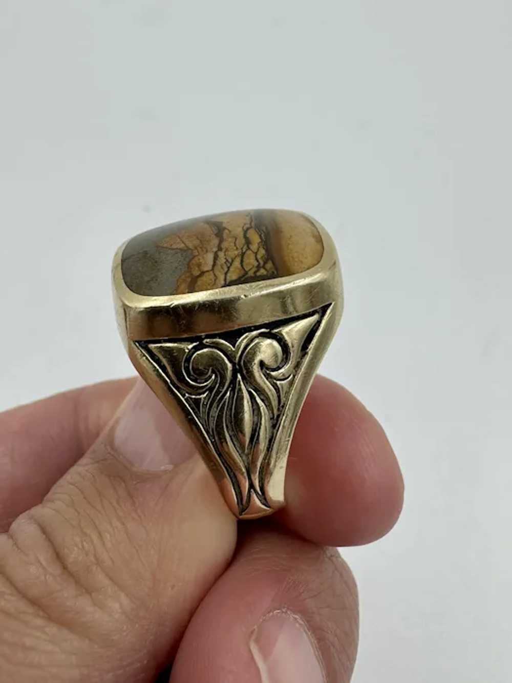 Vintage 14k yellow Gold Picture Agate Men's ring - image 5