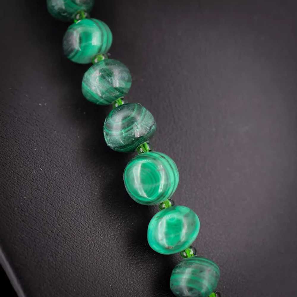 Vintage Graduated Green Malachite Beaded Necklace… - image 5