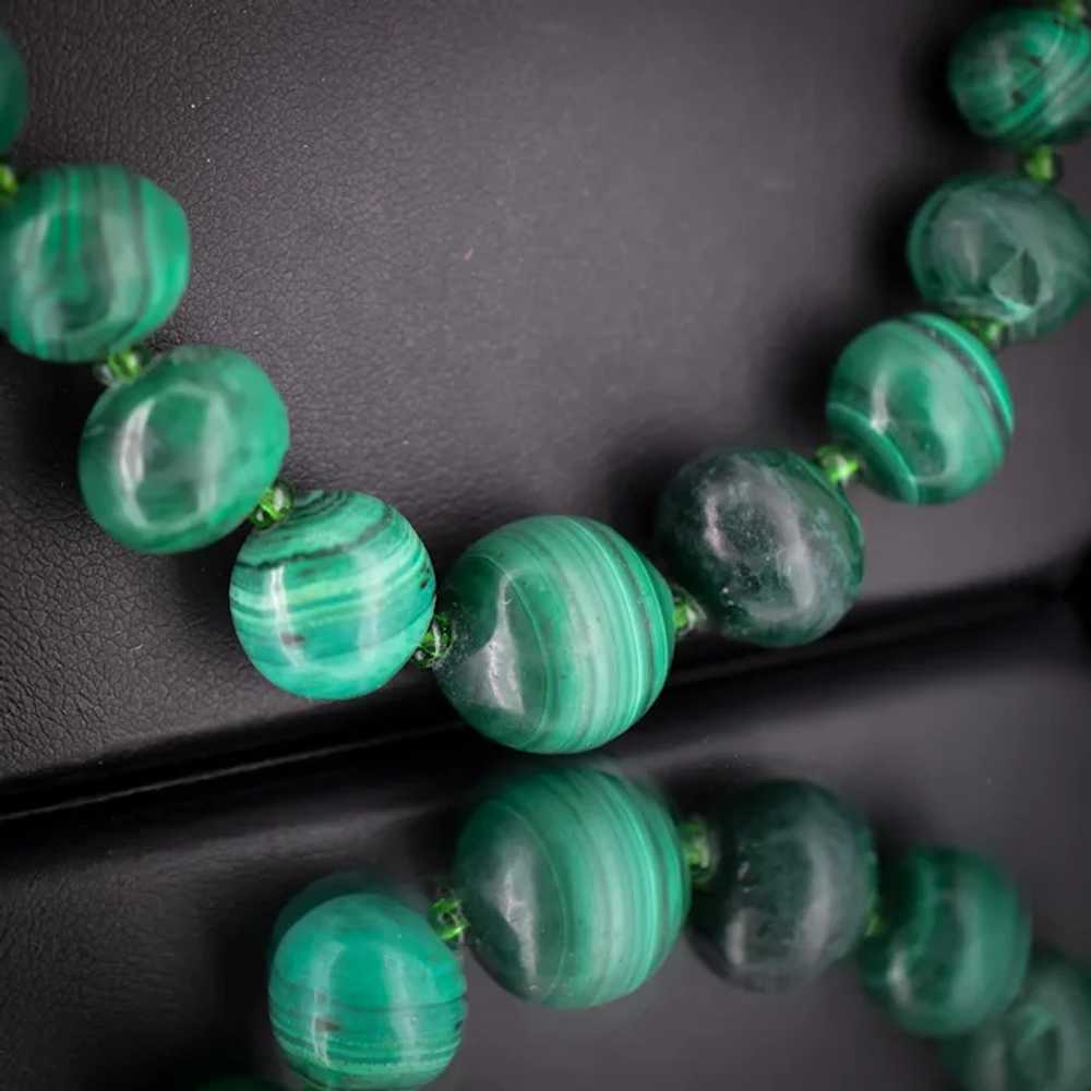 Vintage Graduated Green Malachite Beaded Necklace… - image 6