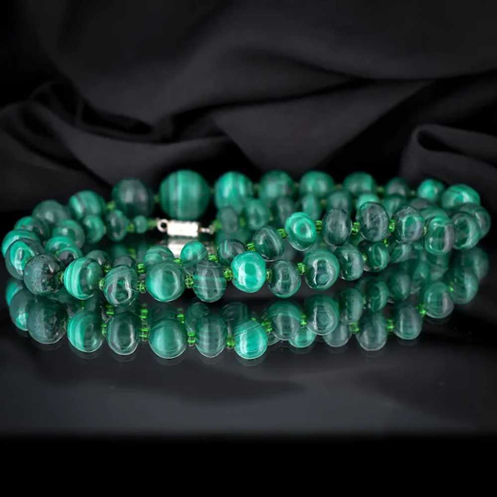 Vintage Graduated Green Malachite Beaded Necklace… - image 7