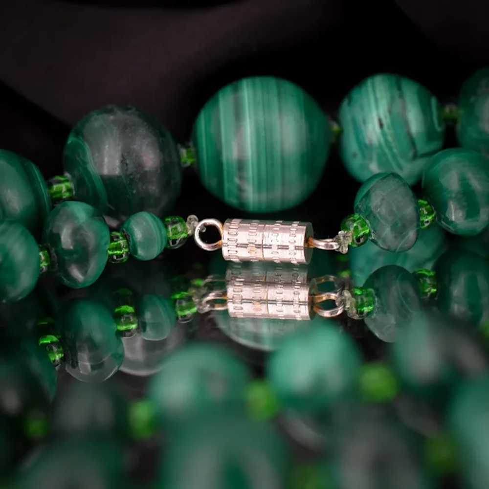 Vintage Graduated Green Malachite Beaded Necklace… - image 9