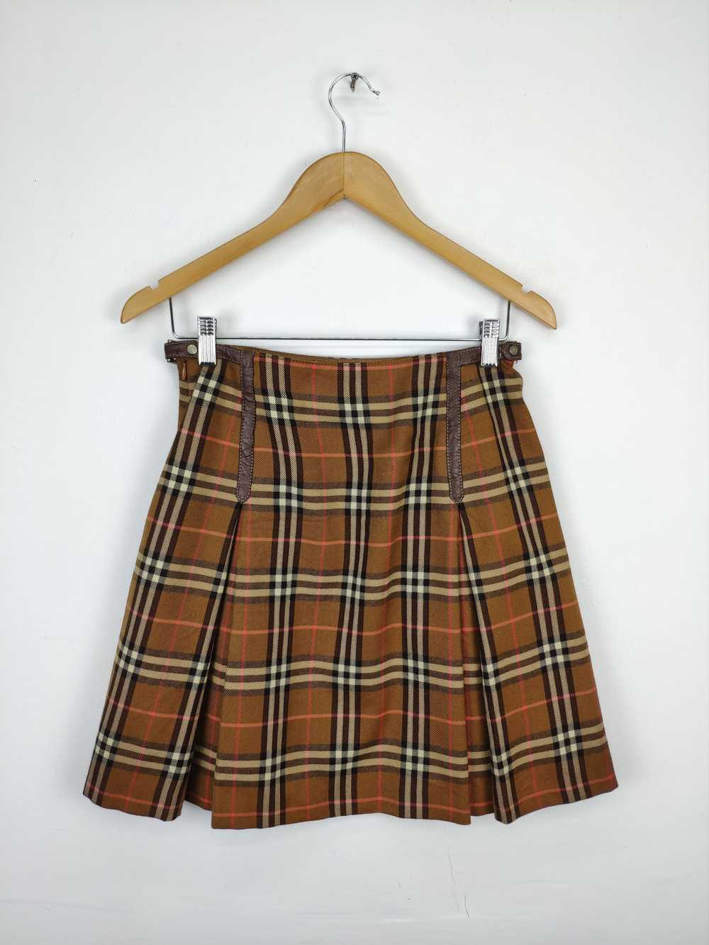 Authentic × Burberry × Vintage Burberry Skirts No… - image 2