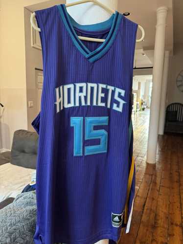 Adidas × Vintage Charlotte Hornets Kenna Walker Je