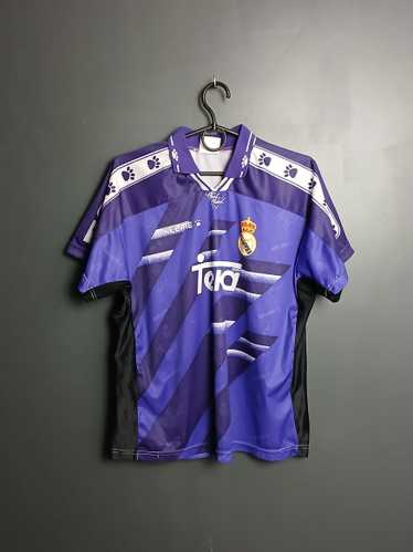 Retro 1996/97 real madrid - Gem