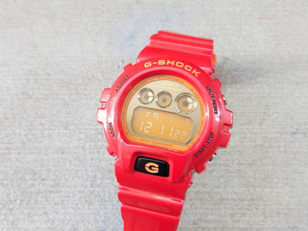 Casio × G Shock × Rare Casio G-Shock DW6900CB-4 R… - image 2