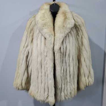 Saga Fox Coat Small - image 1