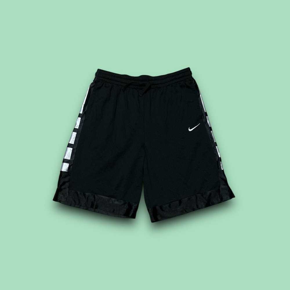 Nike Nike dri-fit basketball shorts - image 1