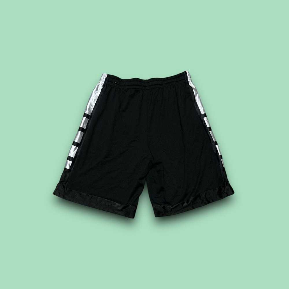 Nike Nike dri-fit basketball shorts - image 2