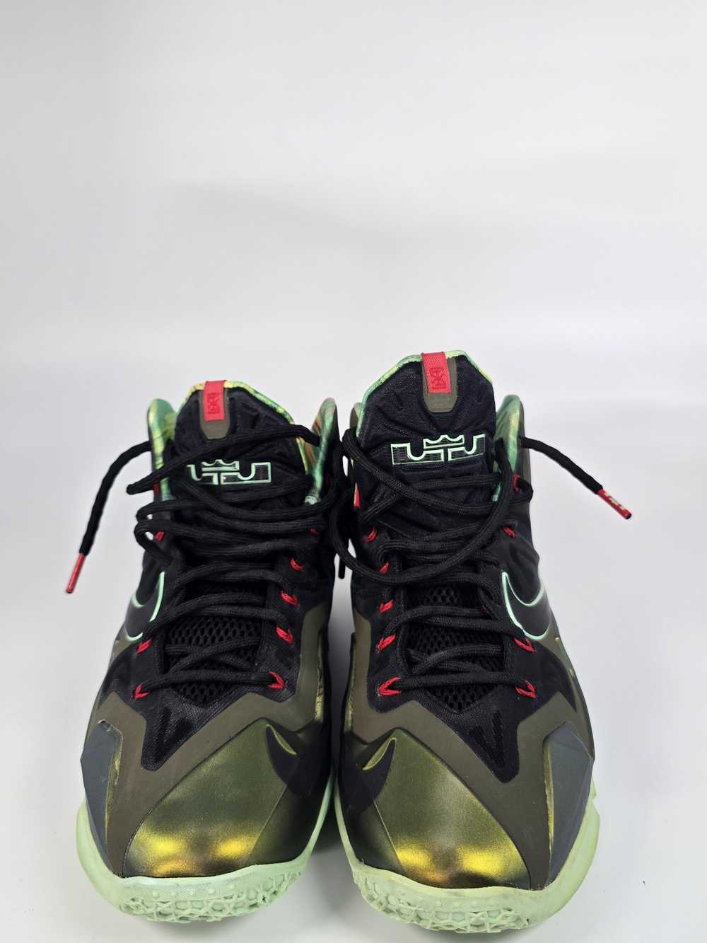 Nike 2013 Lebron 11 "Kings Pride" - image 5