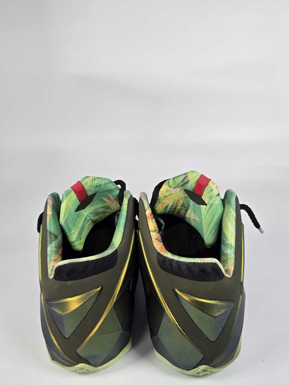 Nike 2013 Lebron 11 "Kings Pride" - image 6