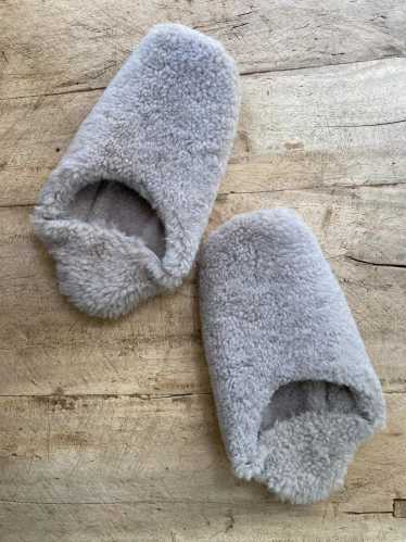 Jenni Kayne new shearling moroccan slippers (M) |…