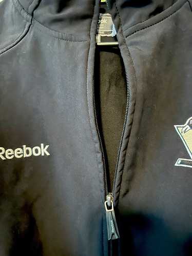 Reebok Pittsburgh Penguins Center Ice Softshell Zi