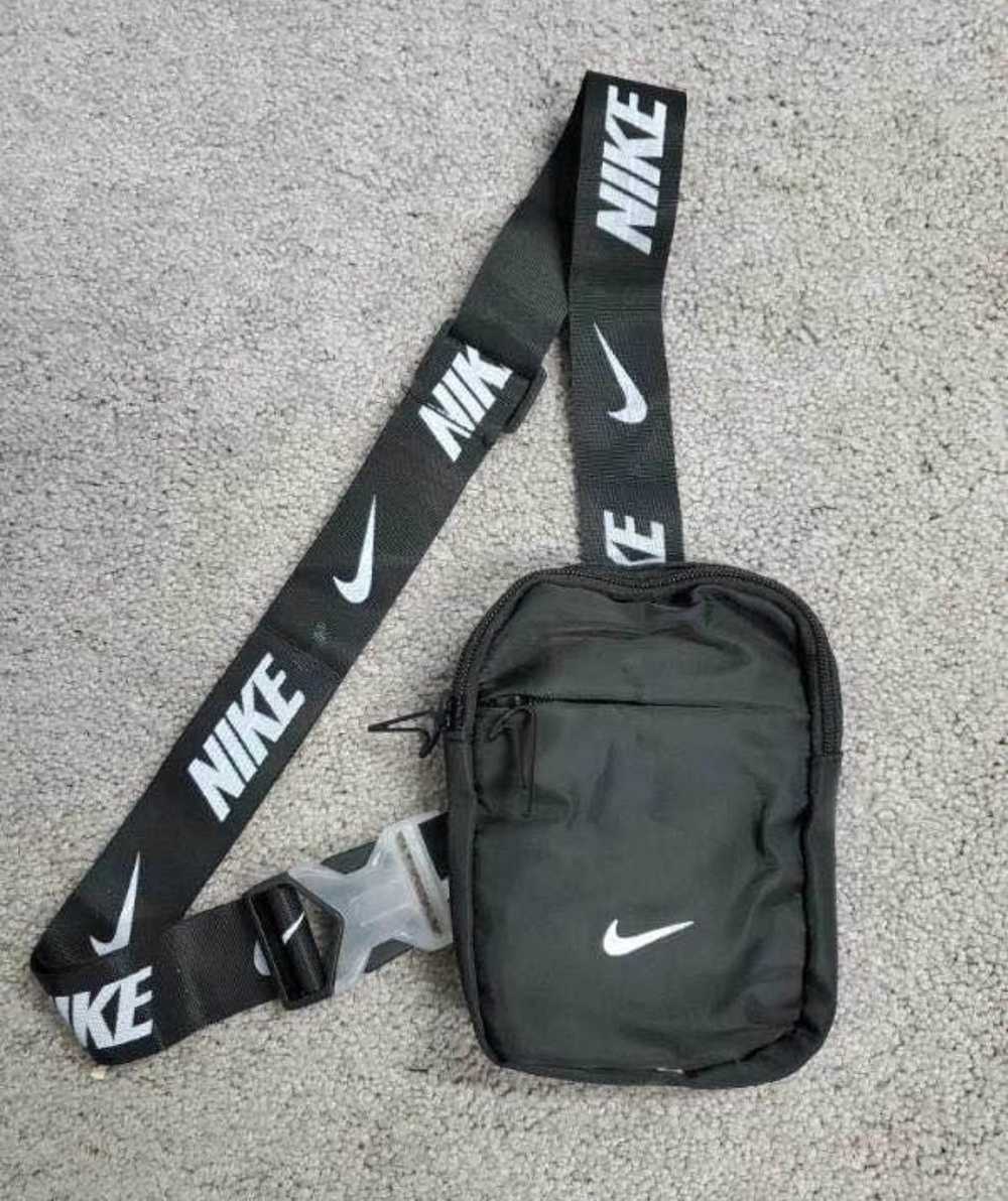 Nike Nike Crossbody Travel Bag 5x7 - image 1