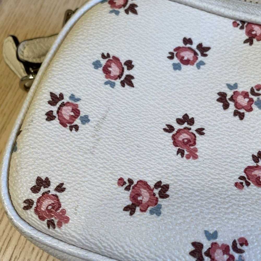 Crossbody Clutch With Flower Patch Print - image 7