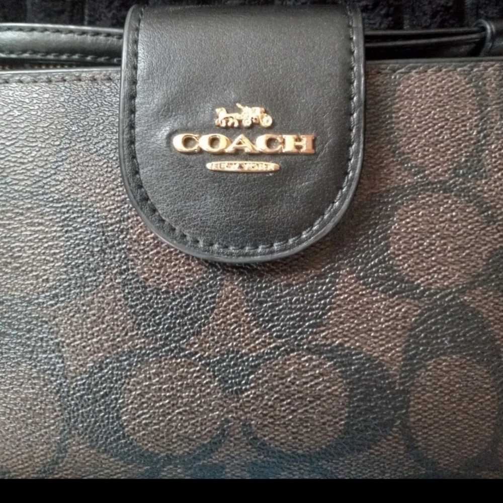 EUC COACH Phone Wallet In Signature Canvas BLK/BR… - image 5