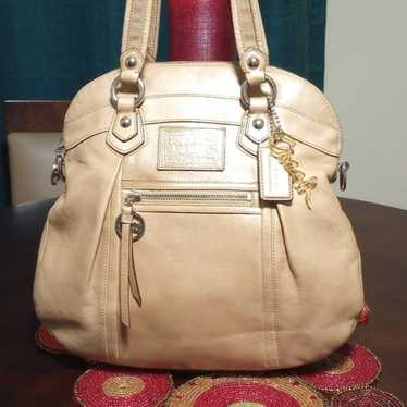 Coach Poppy bag