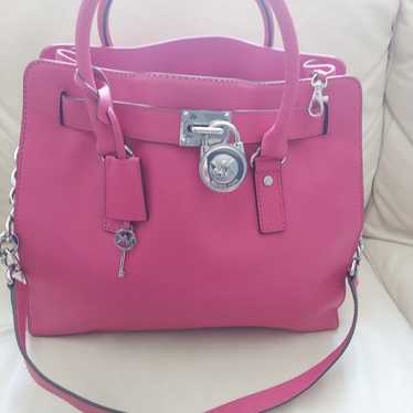 MICHAEL KORS LARGE TOP HANDLE BAG - image 1