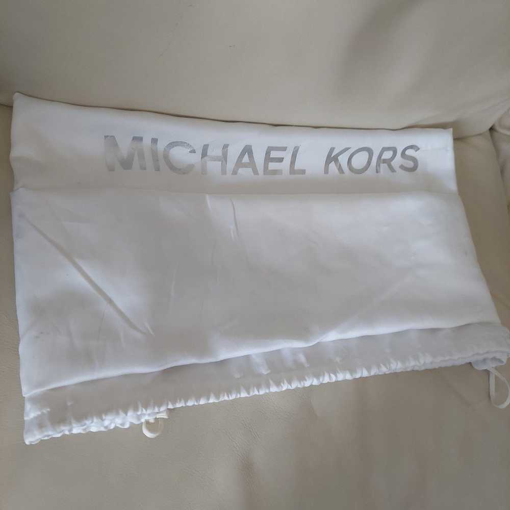 MICHAEL KORS LARGE TOP HANDLE BAG - image 8