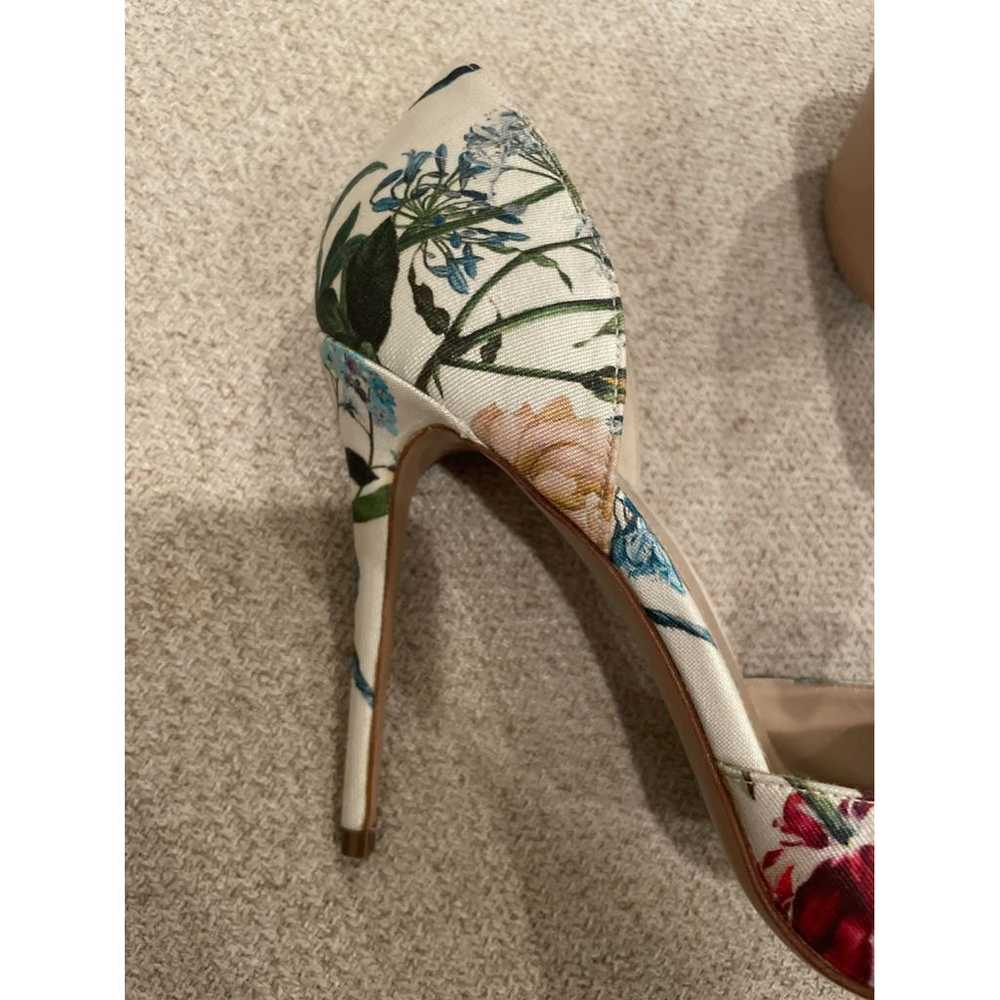 Monique Lhuillier Cloth heels - image 12