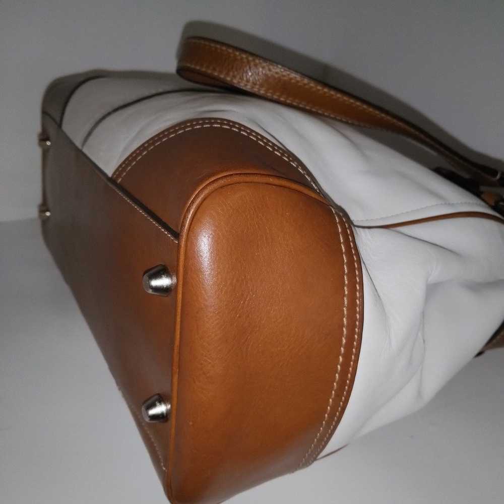 Coach White/Brown Leather Purse with Shoulder Str… - image 6