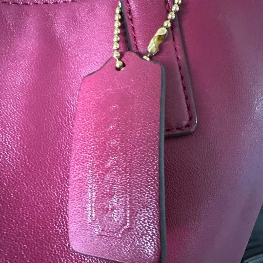 Authentic COACH Large Burgundy Leather  Bag - image 10