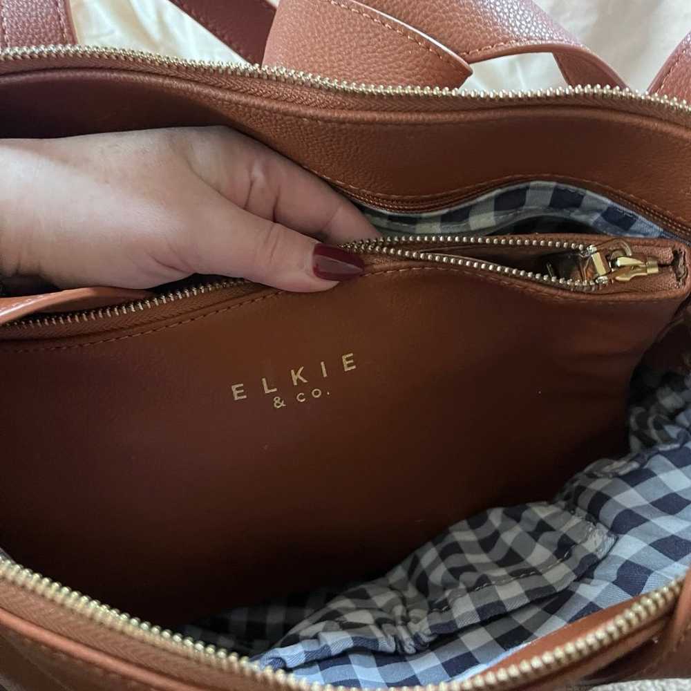 Elkie & Co Diaper Bag/Clutch and accessory - image 4