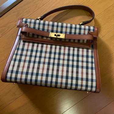 極美品　【DAKS】handbag leather check beige DAKS Beige Diagonal Big Check Lightweight Tote Bag Dark
