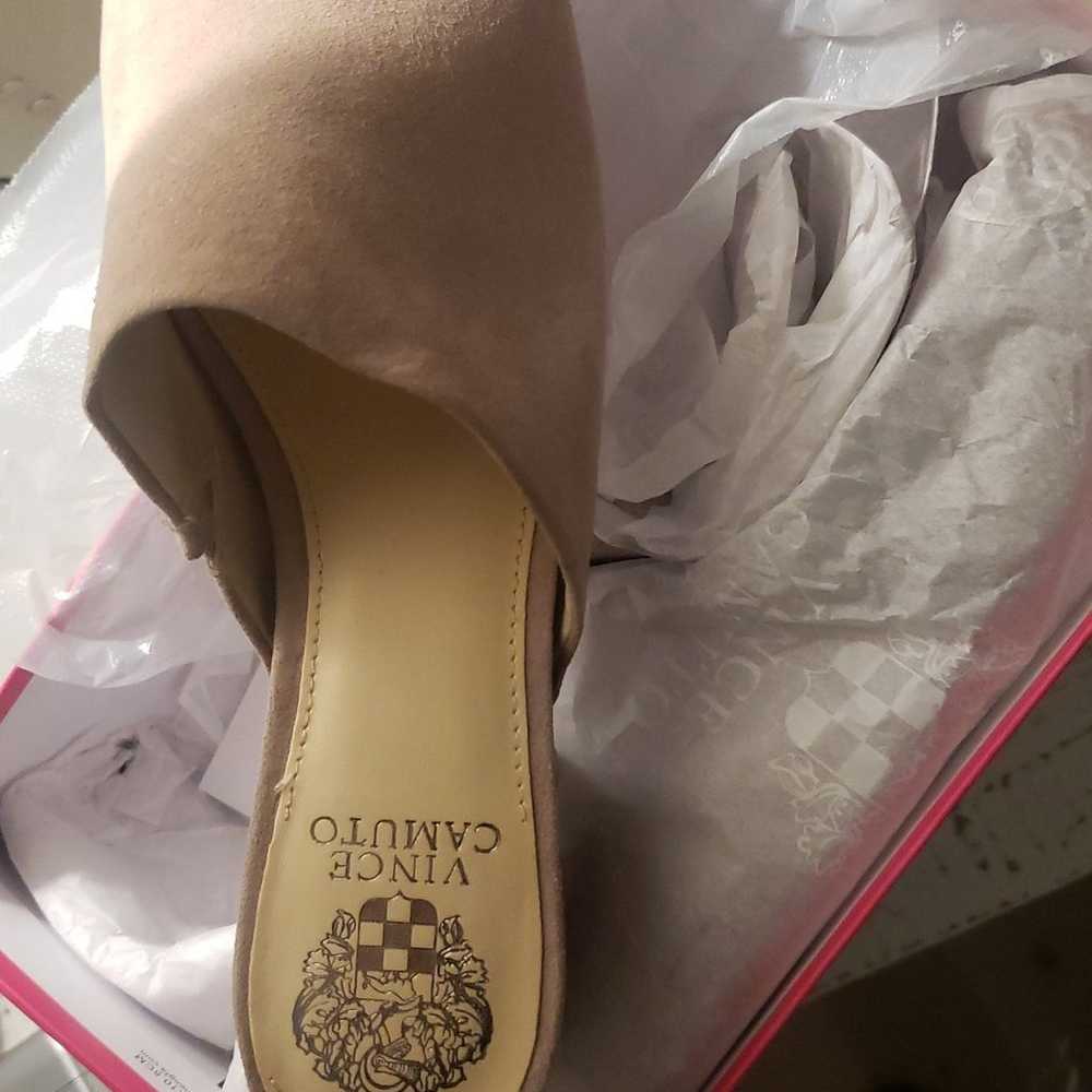 Vince Camuto beige shoes - image 2