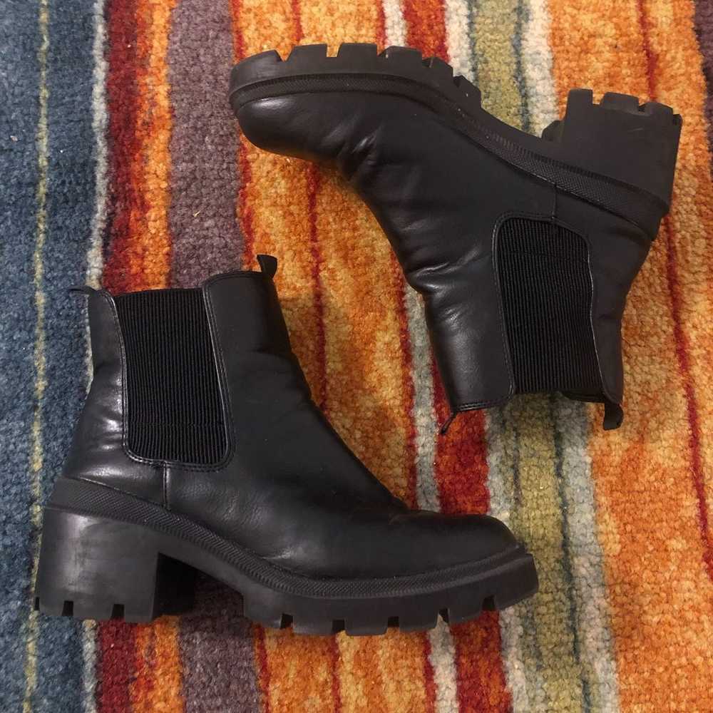 Black leather chunky ankle boots - image 5