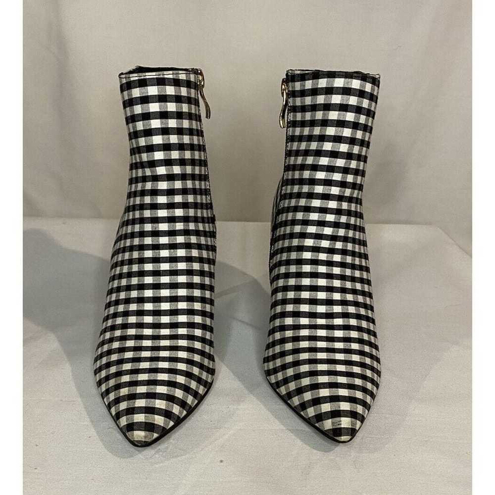 Lulu's ankle boots. Black and white size women's 6 - image 2