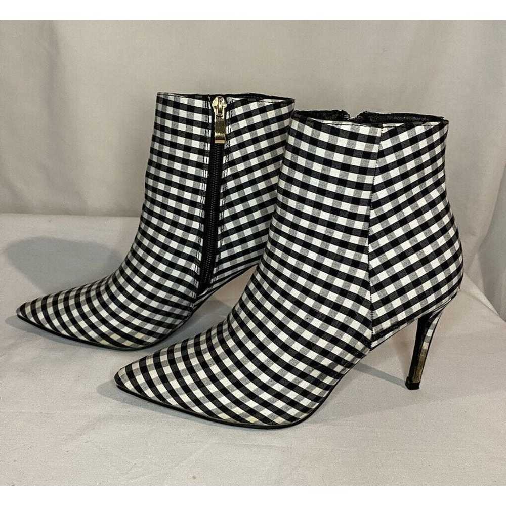 Lulu's ankle boots. Black and white size women's 6 - image 3