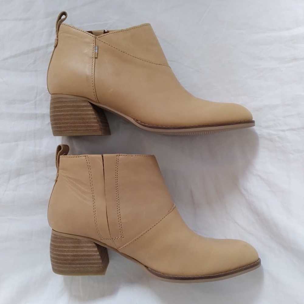 NWOT Toms "Leilani" Honey Leather Pull On Stacked… - image 3