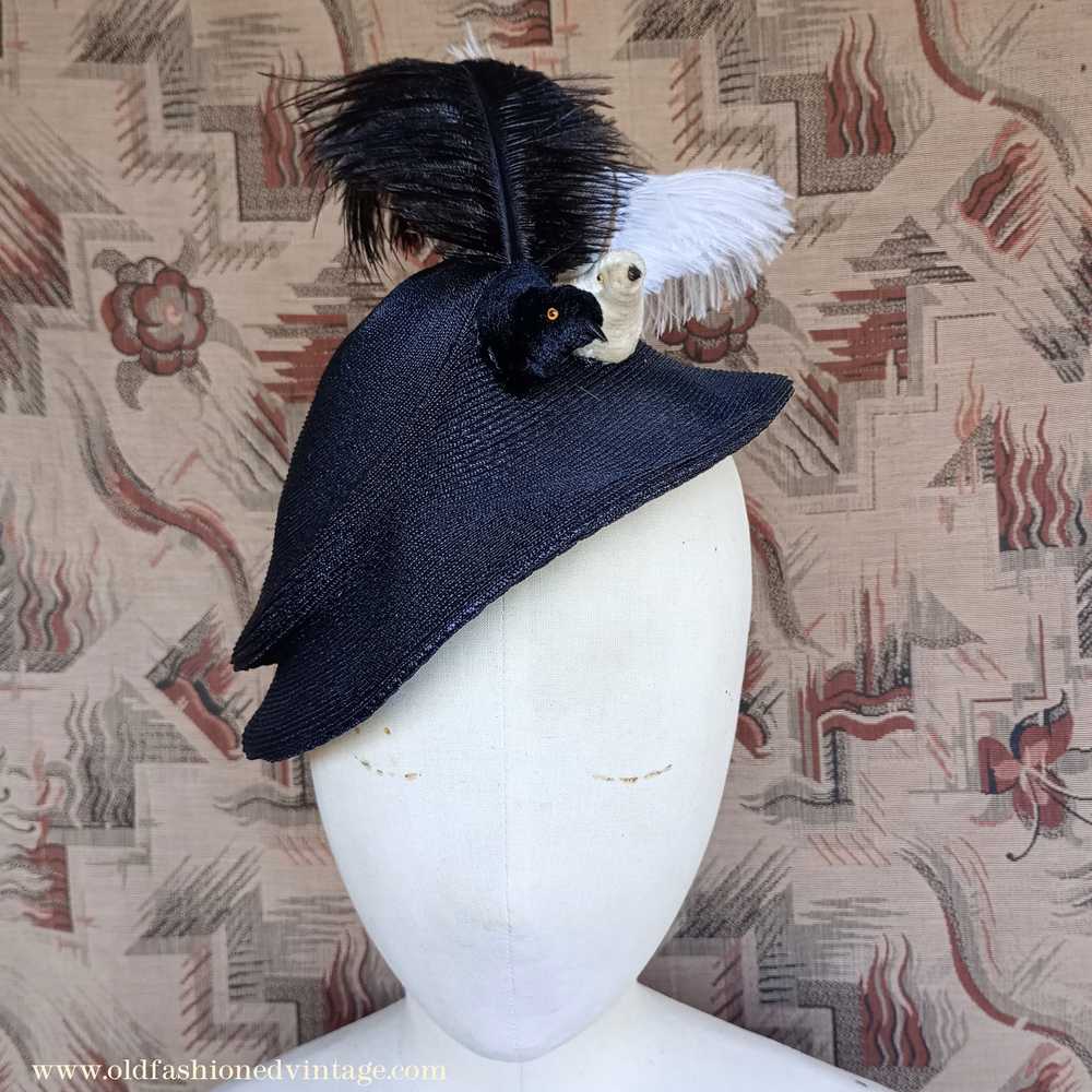 Amazing Vintage 1930s 40s Black Straw Hat Novelty… - image 1