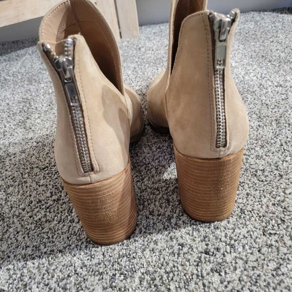 Steve Madden Cedar Beige Tan Ankle Suede Bootie B… - image 7