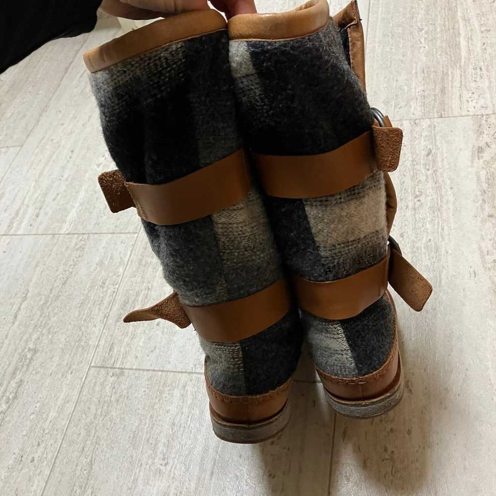 Sorel Winter Boots - image 8