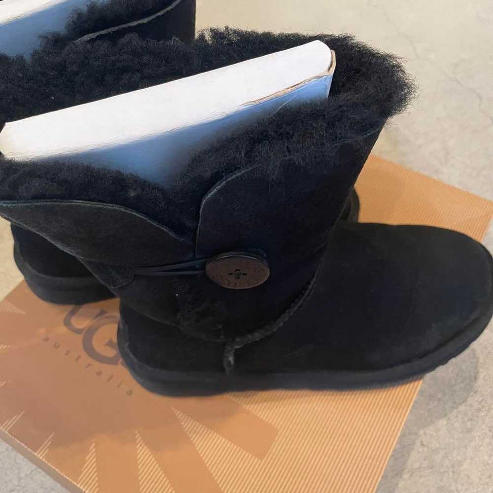 UGG Sheepskin Boots Black Short - image 4