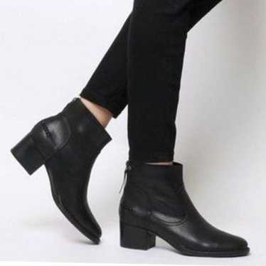 UGG Bandara Ankle Boots | Black