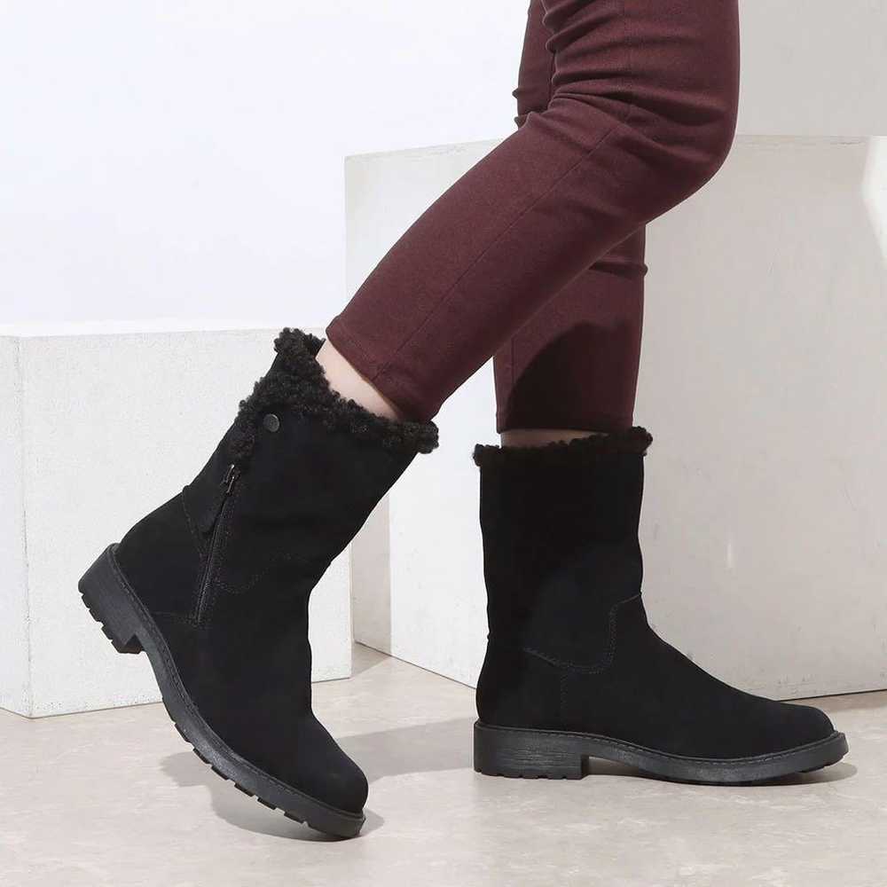 Clarks suede boots - image 1