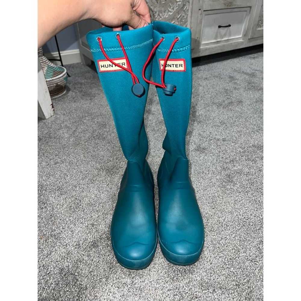 Women's Hunter rain boots size 8 in teal - image 3