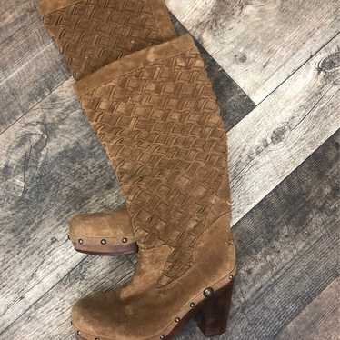 Vintage UGG Australia Brown Suede Boots