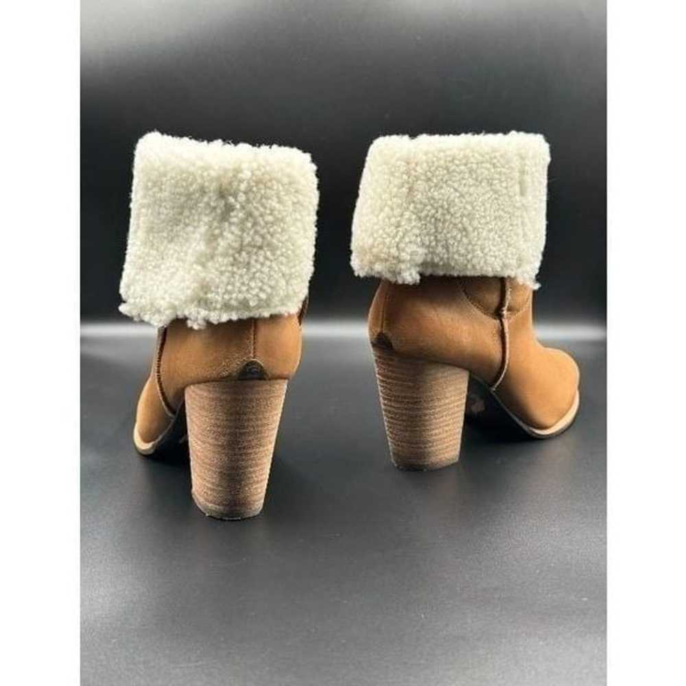 UGG Womens Chestnut Charlee Boots - image 12