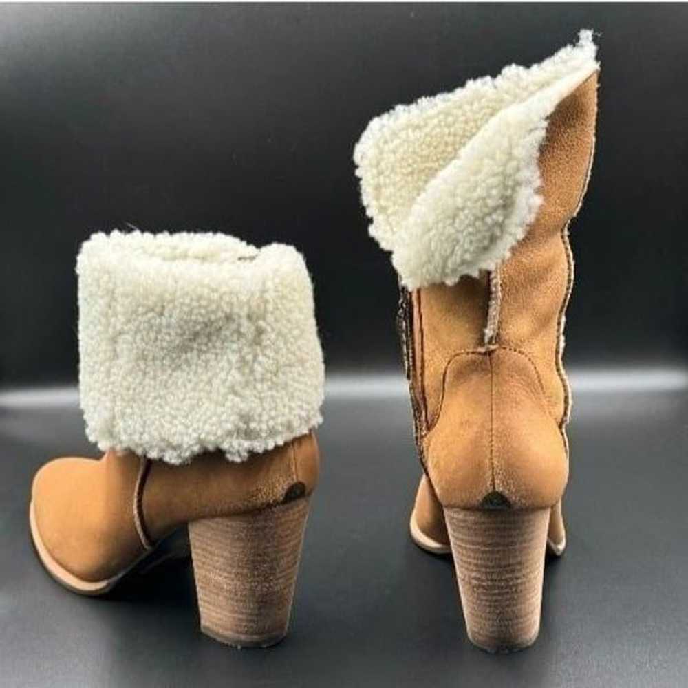 UGG Womens Chestnut Charlee Boots - image 7