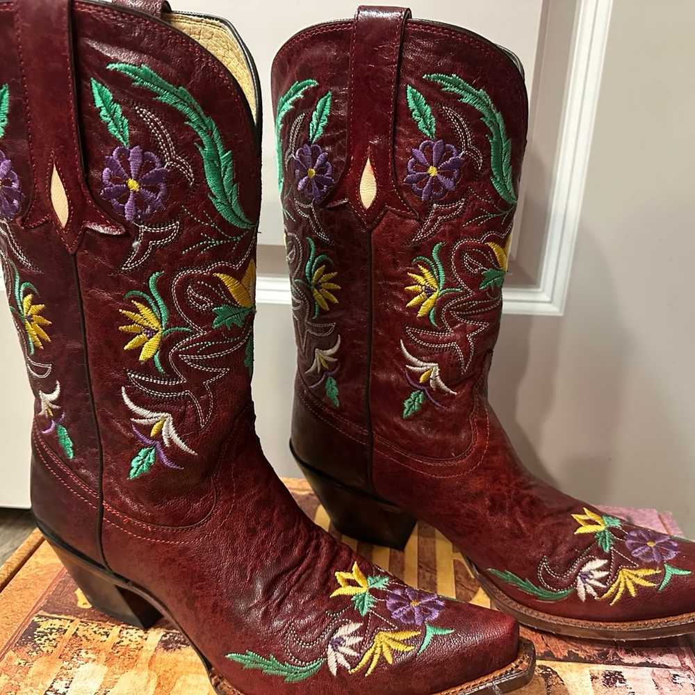 Tony Lama Ladies Cowboy boots 10 - image 2