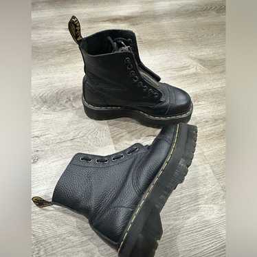 Dr Marten platform Sinclair