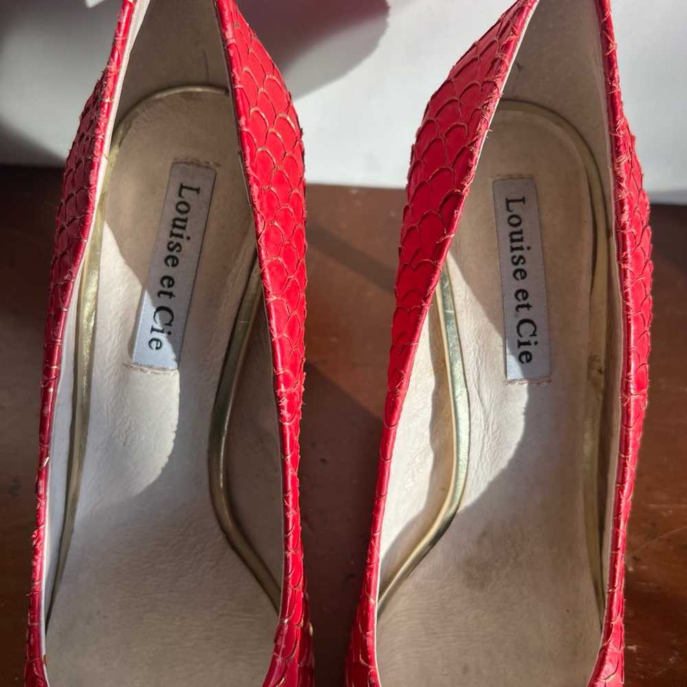 Vintage Louise et Cie red skin pumps - image 2