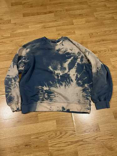 Custom × Nike Nike defective garments crewneck