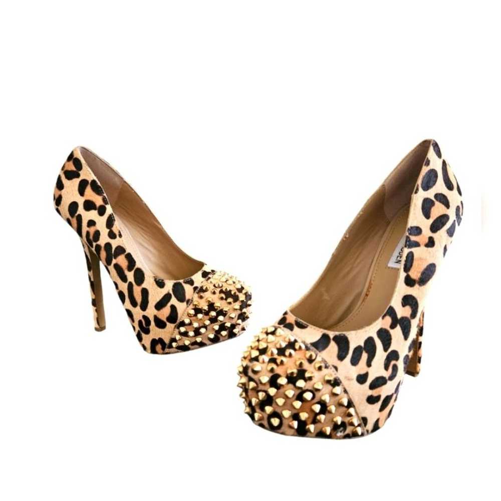 Steve Madden "Bolddd" Leopard Print Pony Hair Gol… - image 1